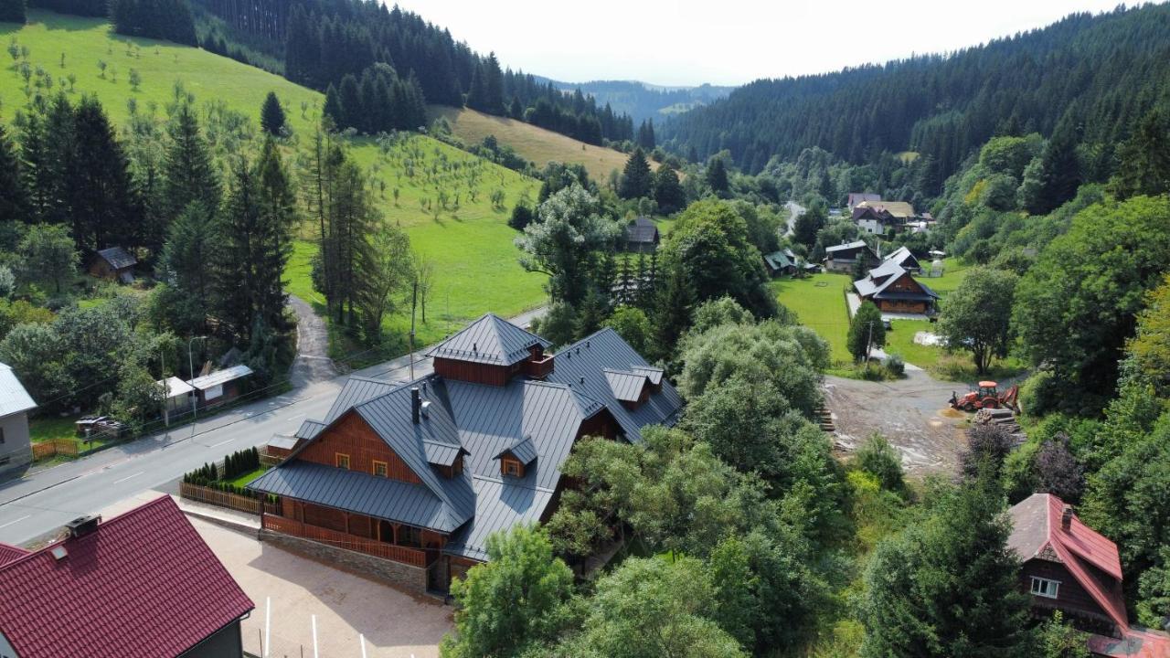 Apartmany Jezerne Velké Karlovice Εξωτερικό φωτογραφία