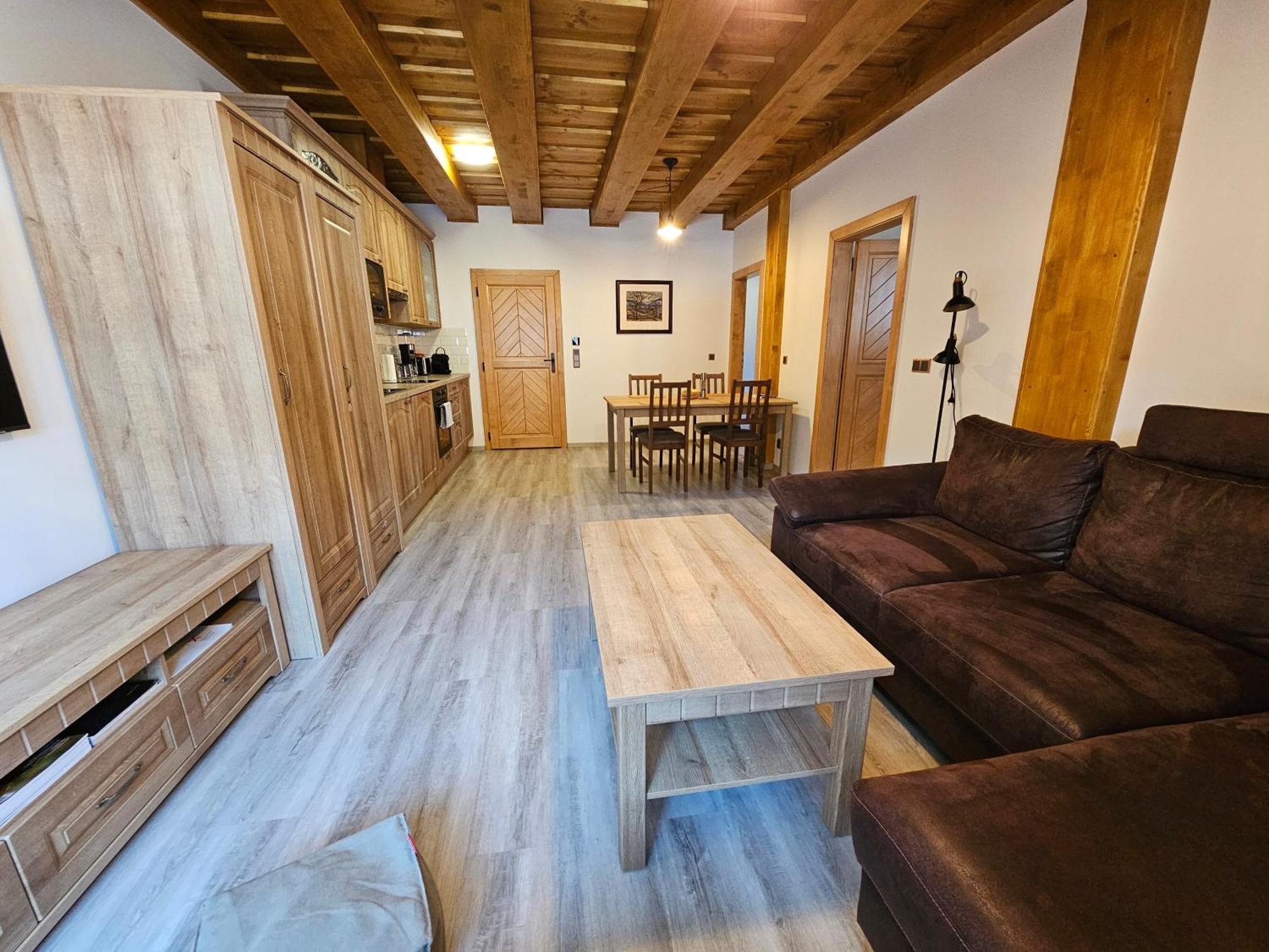 Apartmany Jezerne Velké Karlovice Εξωτερικό φωτογραφία